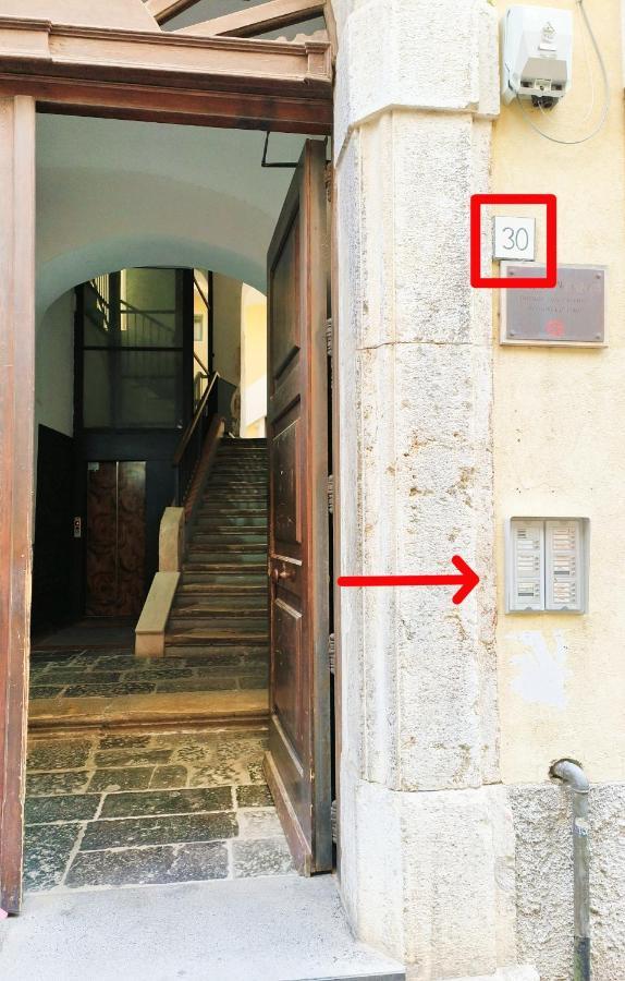 In Urbs Apartman Salerno Kültér fotó